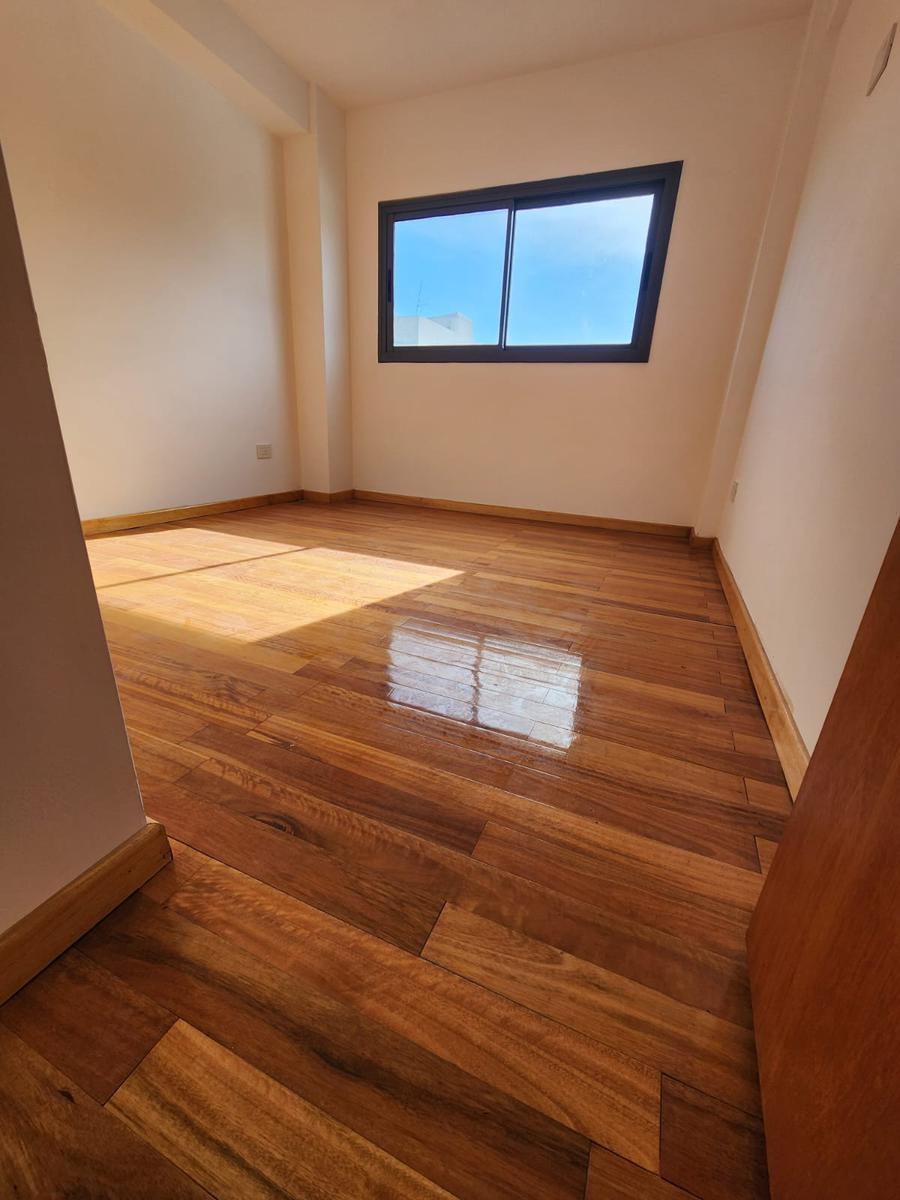 Venta Departamento 3 Ambientes con Cochera y Baulera en Haedo - Apto Credito 5