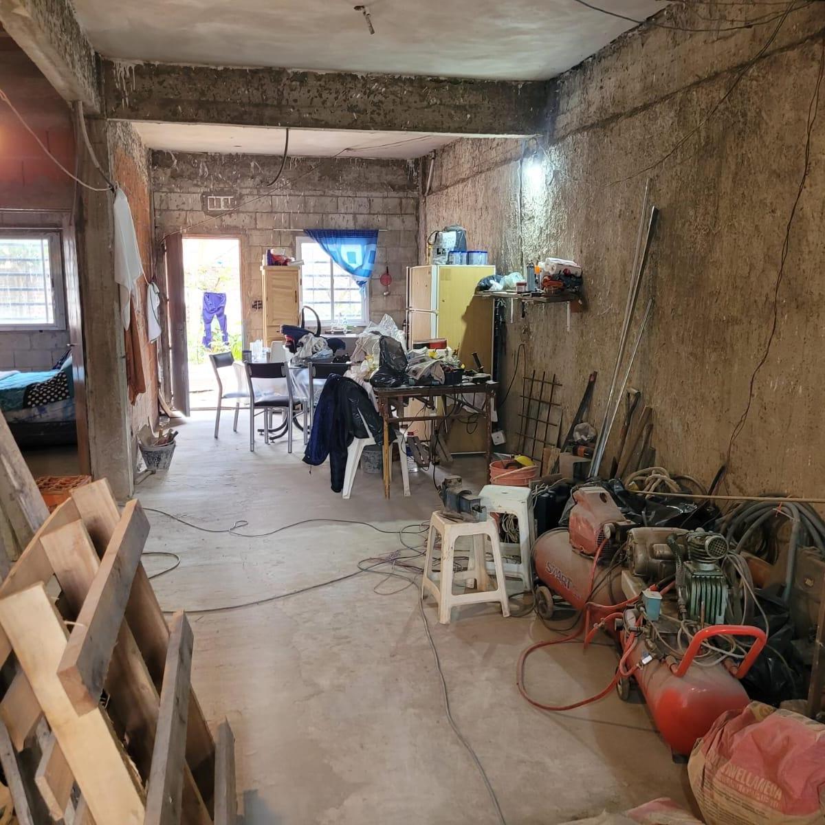 Casa a terminar en venta 3 ambientes Rafael Castillo