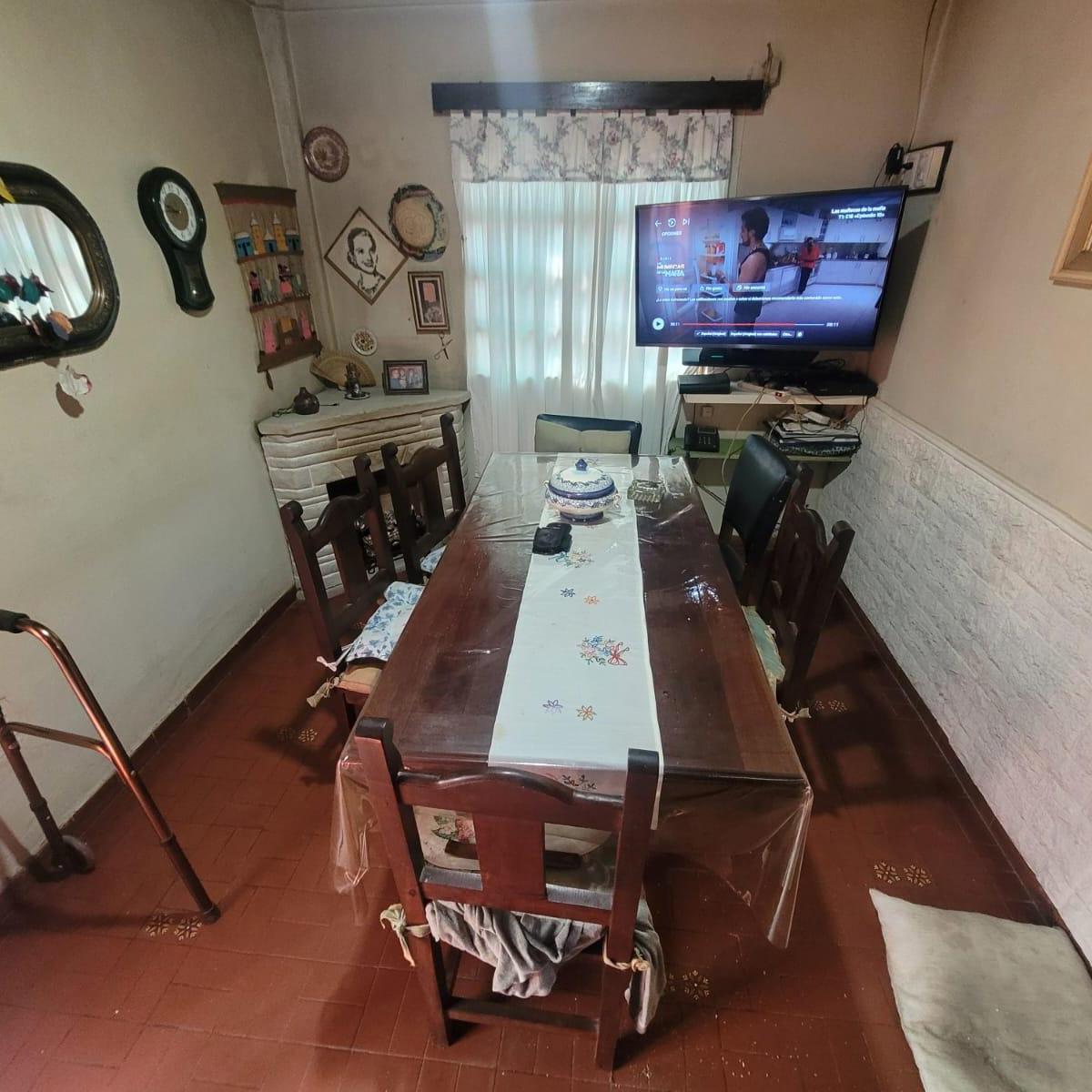 Foto de casa multifamiliar y 2 departamentos en venta Moron sur, imagen 5