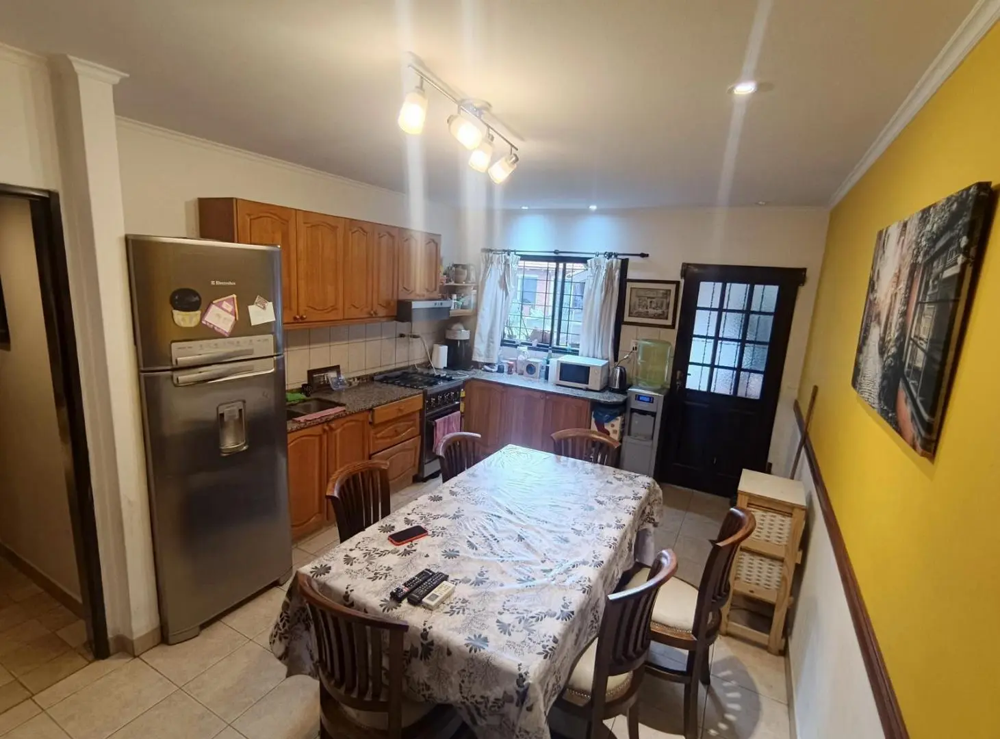 Venta de casa de 4 Ambientes con Quincho, Pileta y Cochera – Ituzaingó Norte.- Zona Oeste- 4