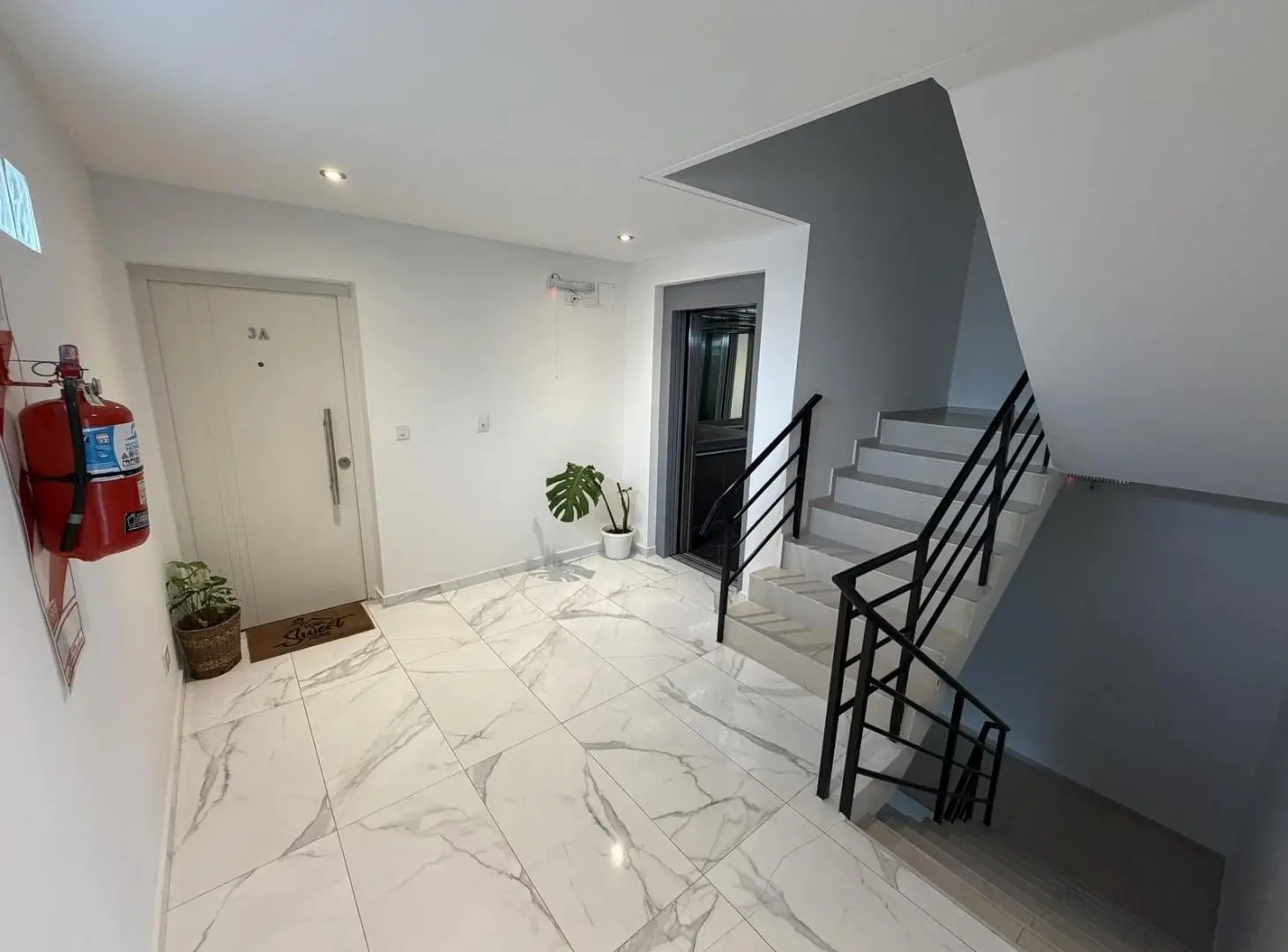 VENTA SEMIPISO DE 3 AMBIENTES CON BALCON 3