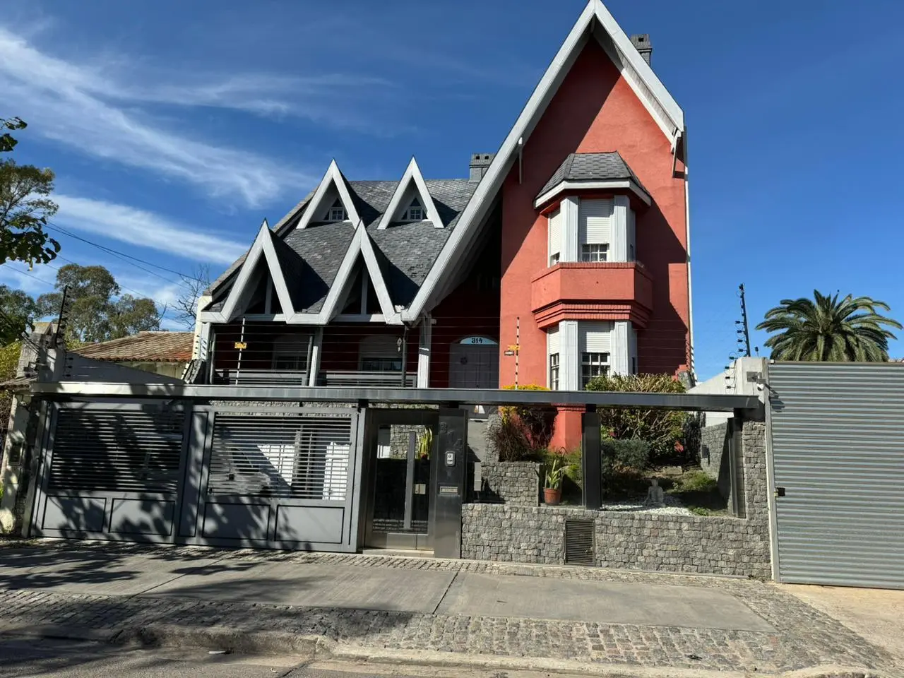 Casa en  venta 6 ambientes Ramos Mejía 2