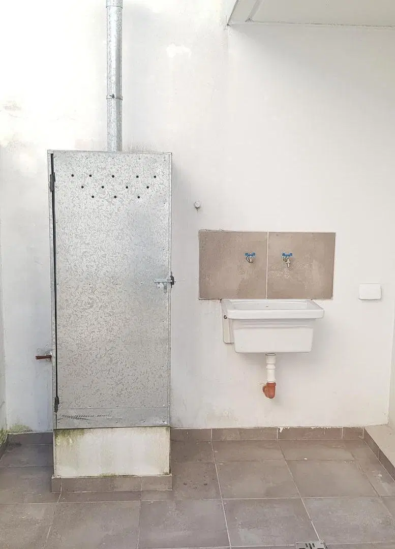 Venta Departamento 2 ambientes en planta baja con patio y cochera 1