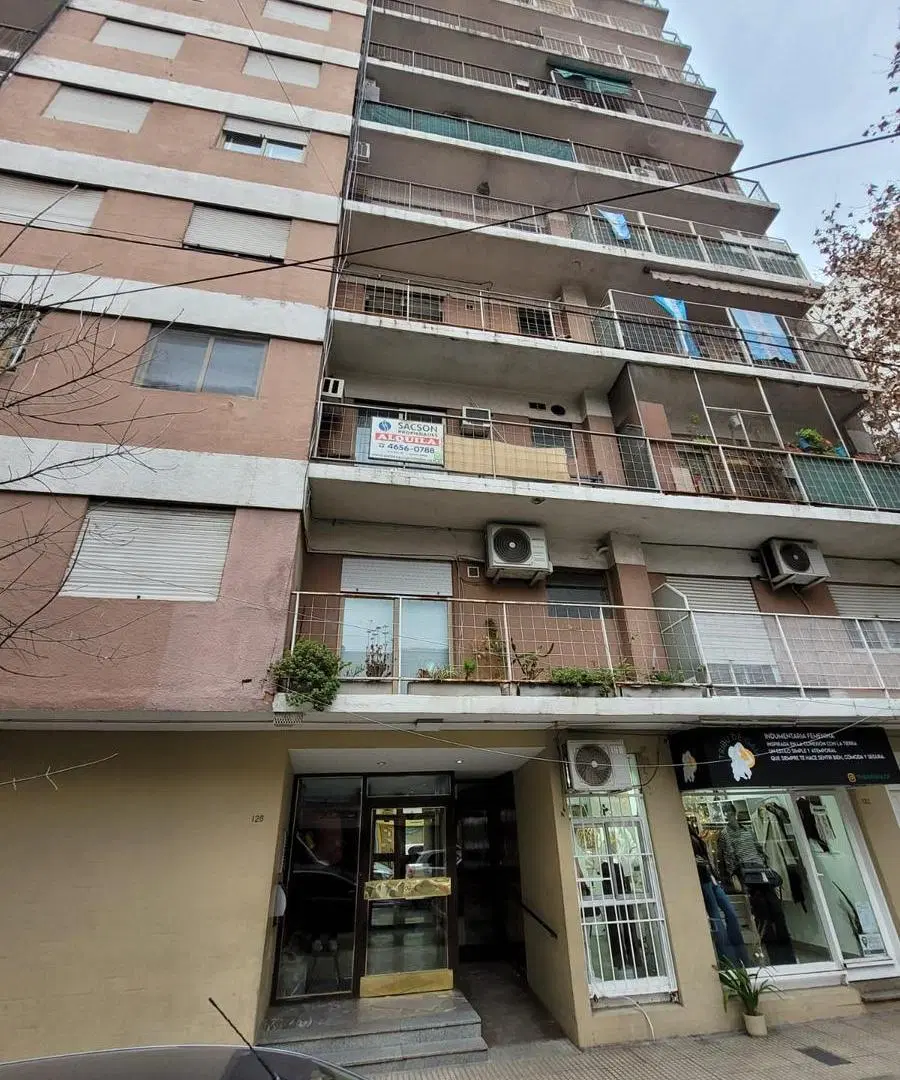 Departamento de 2 ambientes en alquiler Ramos Mejia Centro 1