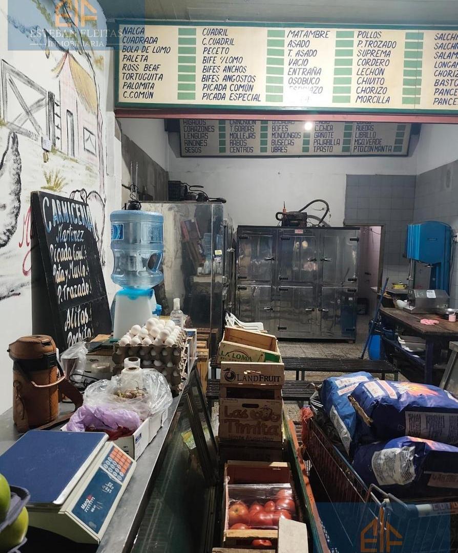 Foto de Alquiler Local comercial en Isidro Casanova, imagen 2