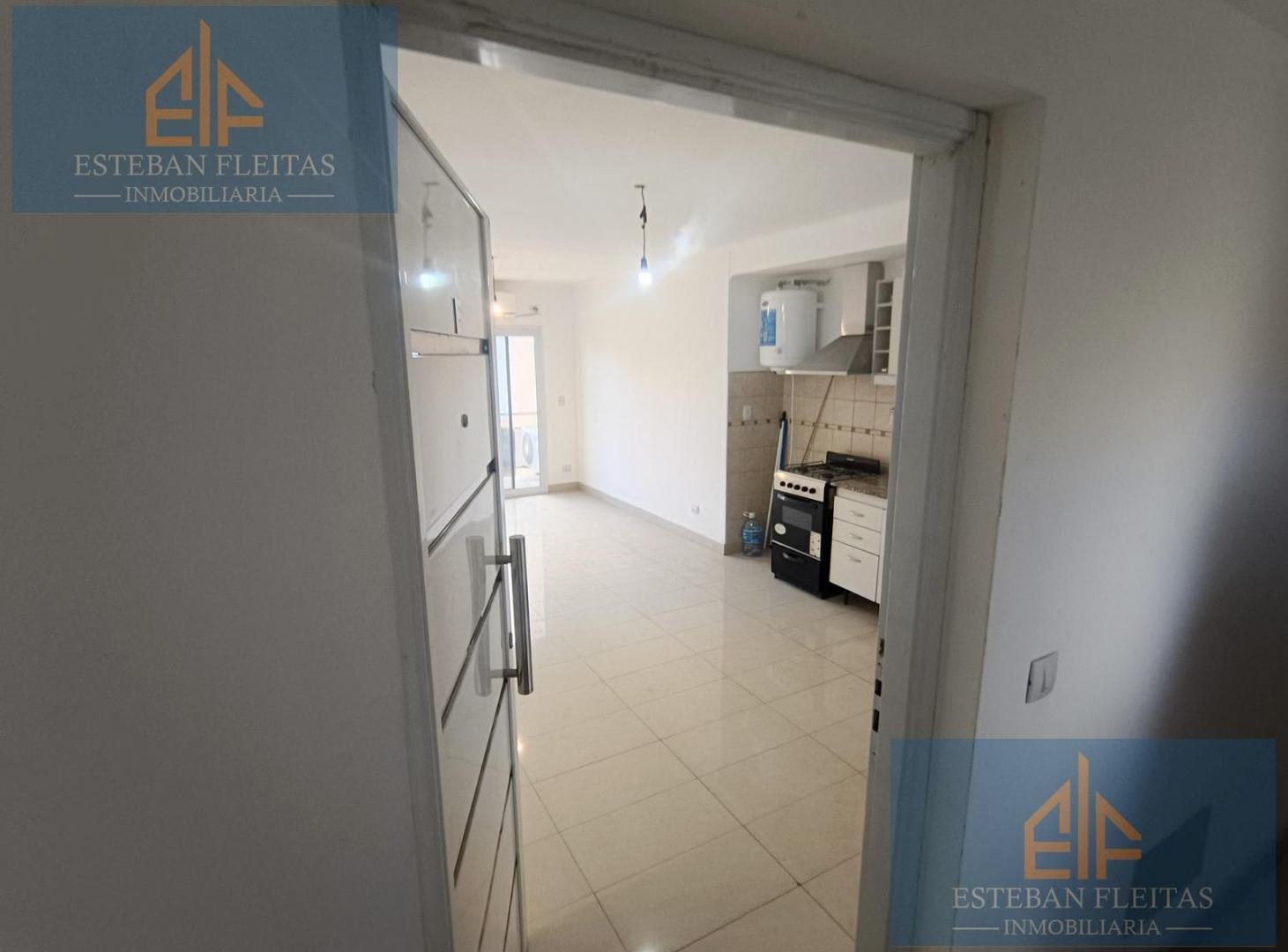 Foto de Venta de departamento 2 ambientes Morón centro, Zona Oeste., imagen 2