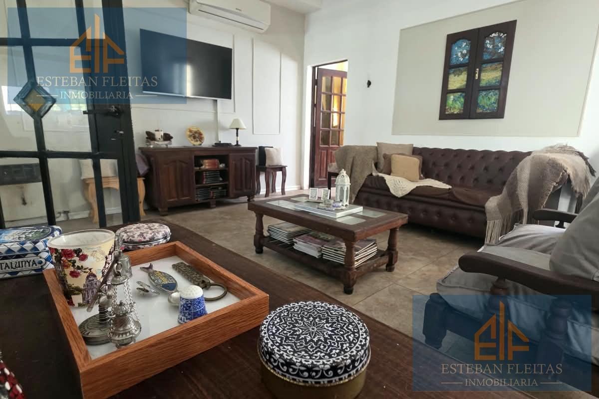 Foto de CASA 3 AMB. CON PILETA + GRAN PARQUE | LOTE 810 M² | SUITE | GARAGE 2, imagen 4