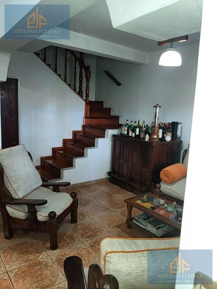 Foto de IMPERDIBLE CASA 4 AMBIENTES EN CIUDAD EVITA | PILETA, QUINCHO Y COCHERA, imagen 4