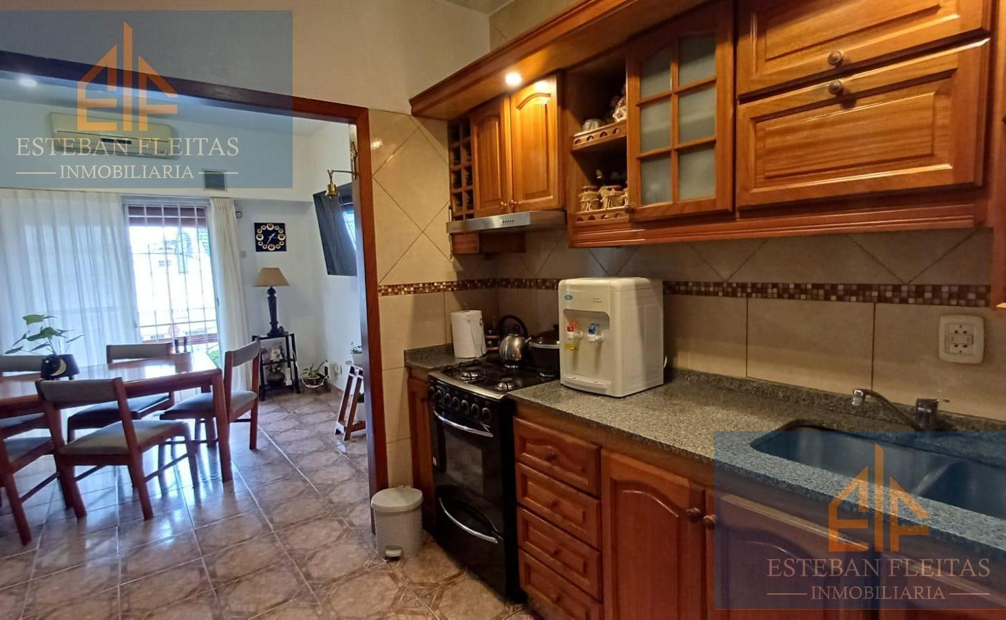Foto de VENTA PH AL FRENTE 3 AMB EN RAMOS MEJÍA | APTO CRÉDITO | GARAGE, BALCÓN, imagen 2