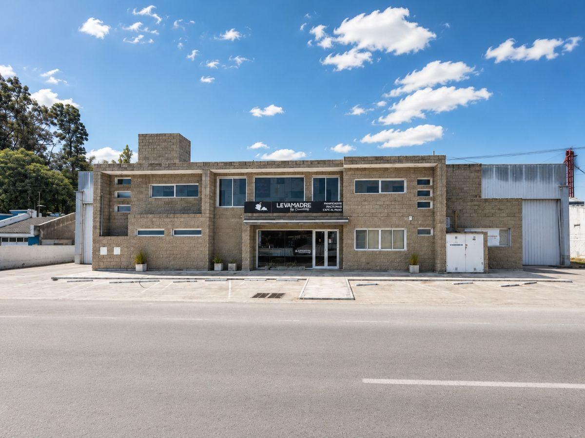 Foto de VENTA- NAVE INDUSTRIAL, SOBRE RUTA 9, RÍO SEGUNDO - APTA INDUSTRIA, imagen 5