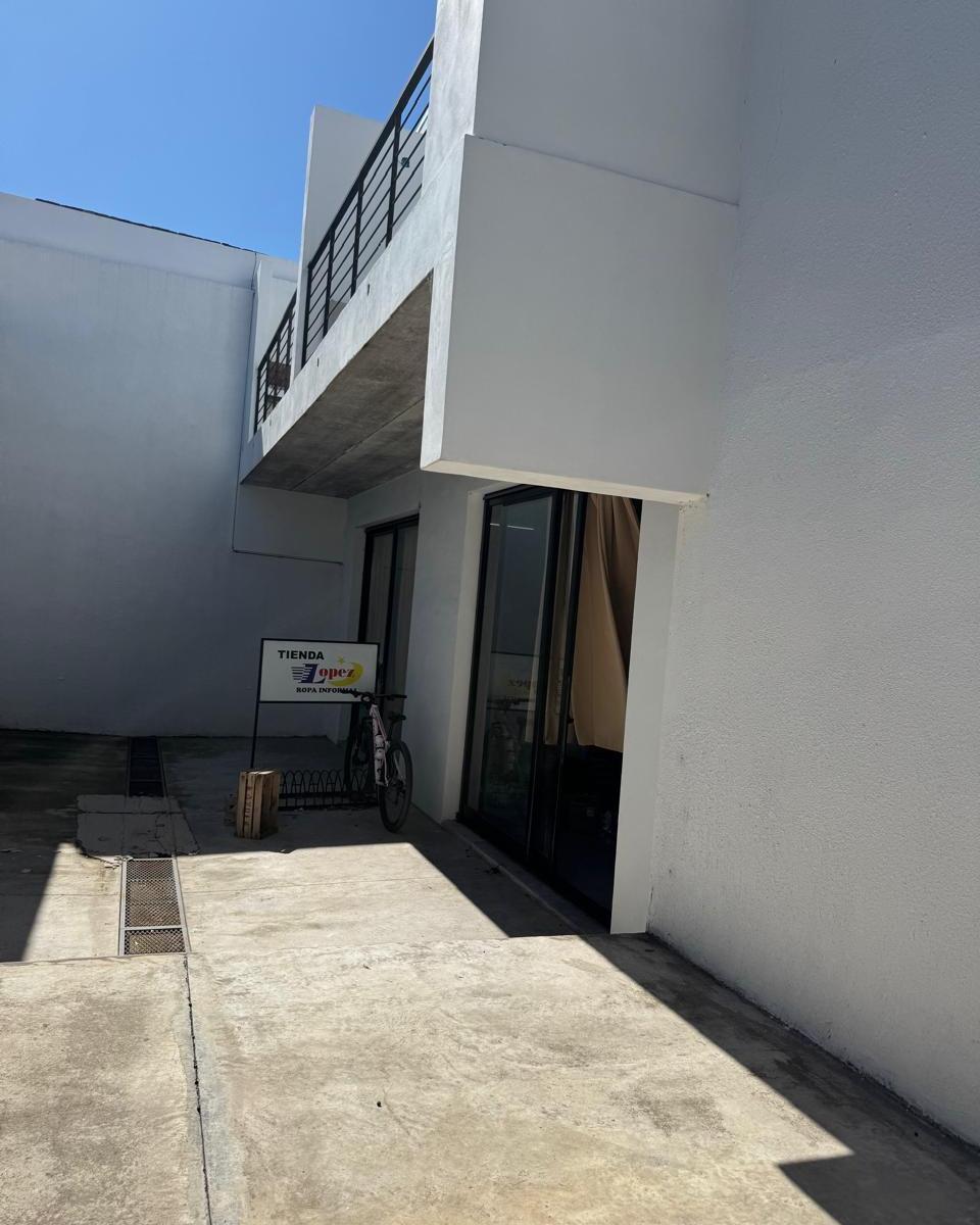 Vendemos Local Comercial en Puntazo - Betolaza Al 200 Tres Arroyos 1