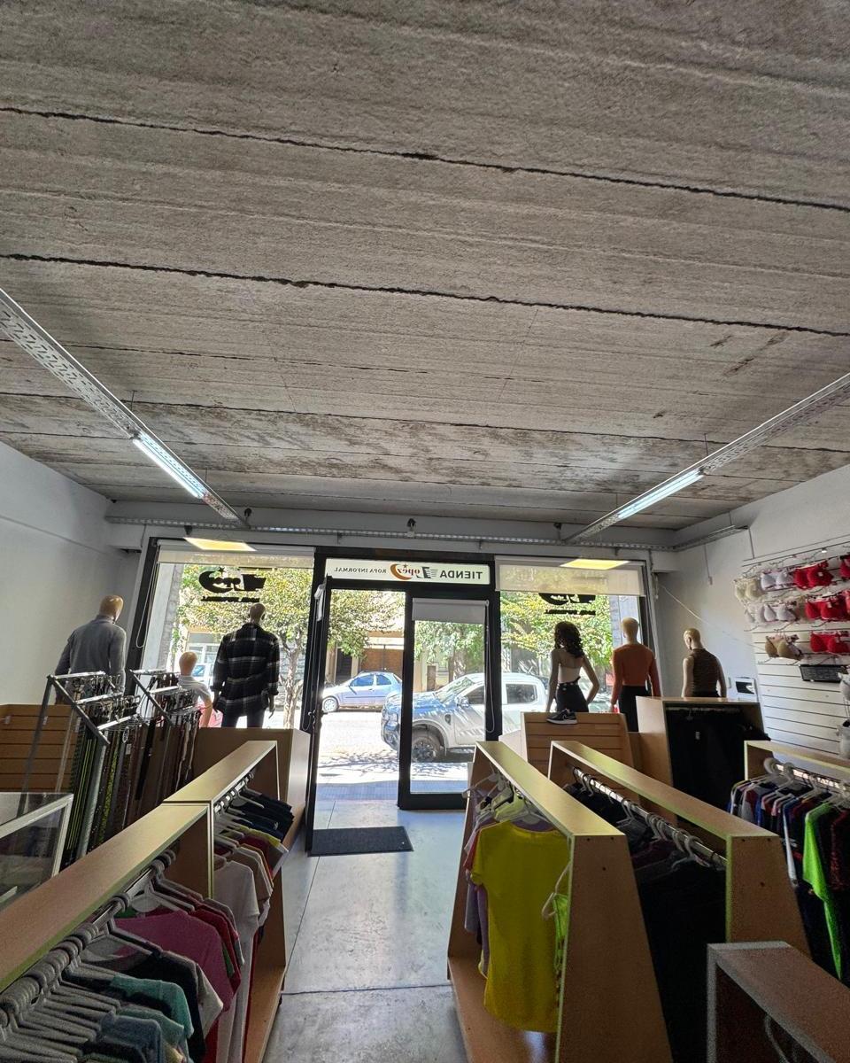 Vendemos Local Comercial en Puntazo - Betolaza Al 200 Tres Arroyos 4