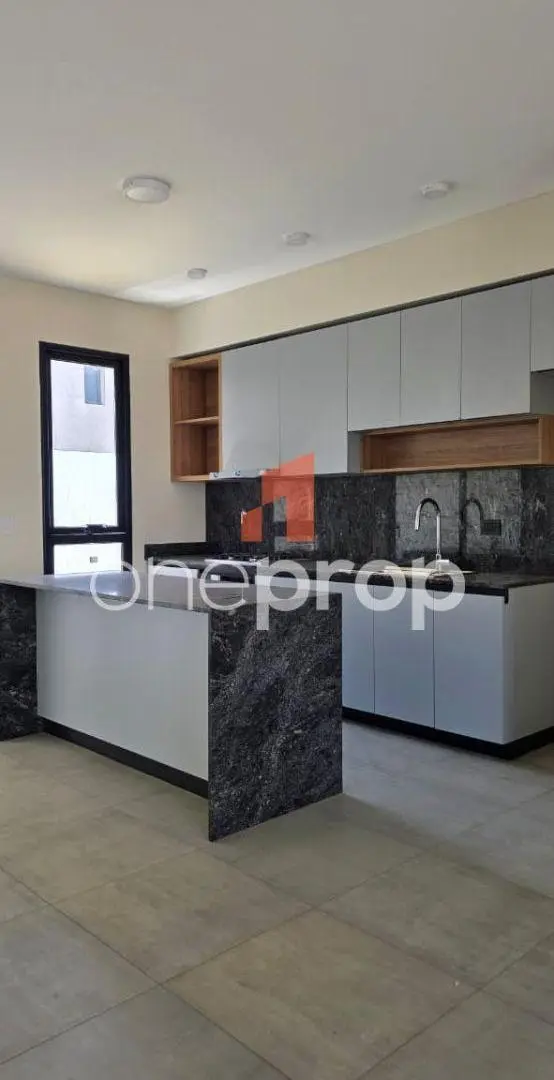 UNICO DUPLEX PLANTA BAJA DE CALIDAD TOPE DE GAMA!! EN SAN IGNACIO VILLAGE PROXIMO A ESCRITURAR! 3