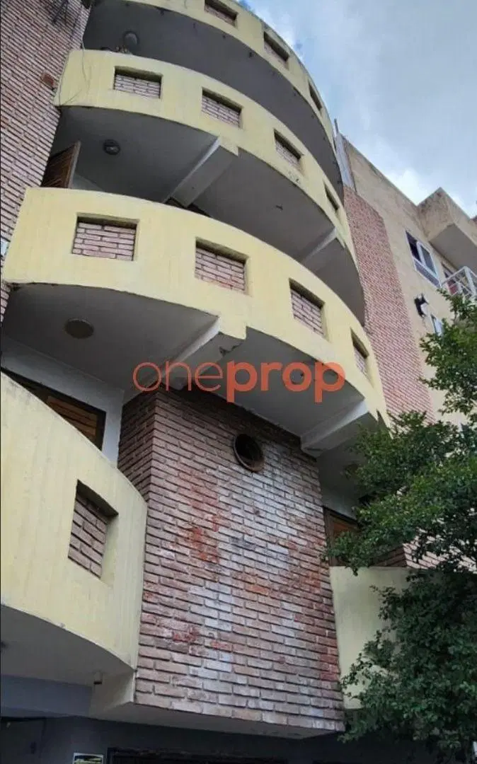 UNA CLASICO QUE NO PASA DE MODA! IDEAL PARA PRIMER VIVIENDA O ALQUILAR EN UNA ZONA MUY SEGURA 3