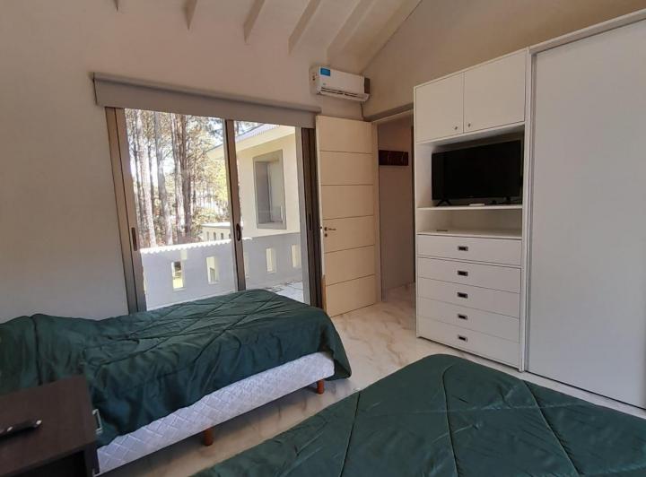 Casa con 4 habitaciones en alquiler temporal, Pinamar