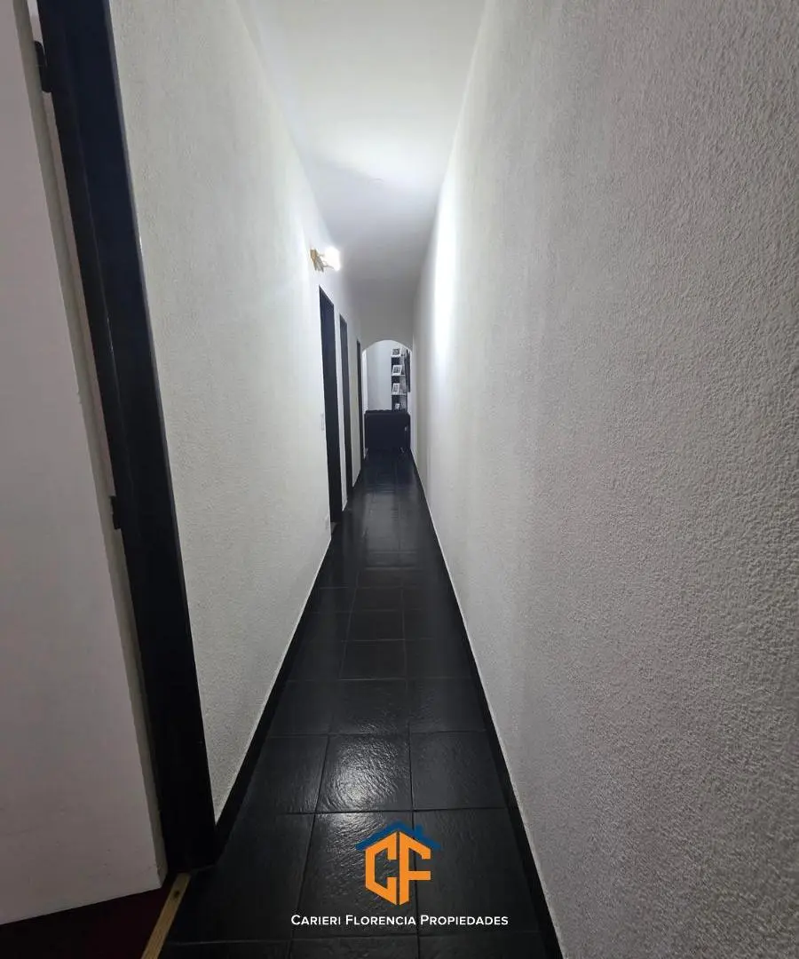 Venta De Departamento 4 Ambientes Con Cochera Libre Y Lavadero En San Martin 5