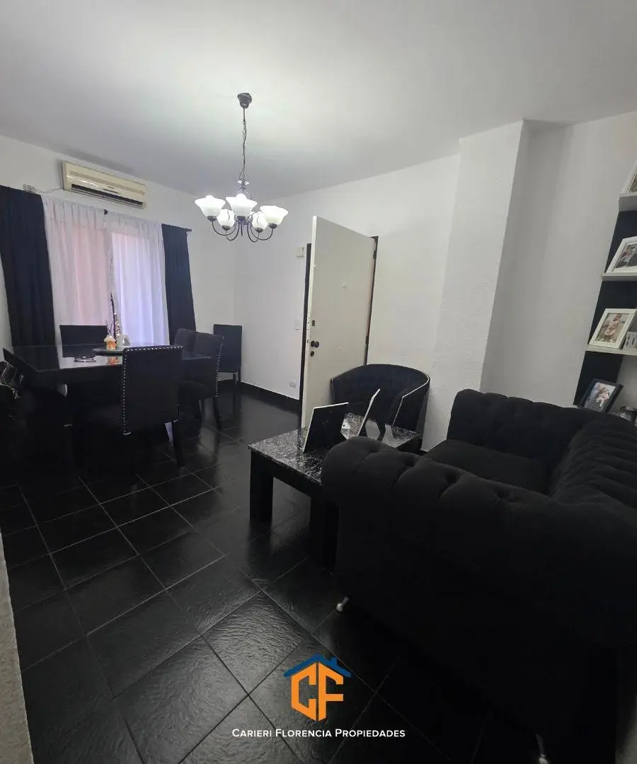 Venta De Departamento 4 Ambientes Con Cochera Libre Y Lavadero En San Martin 1