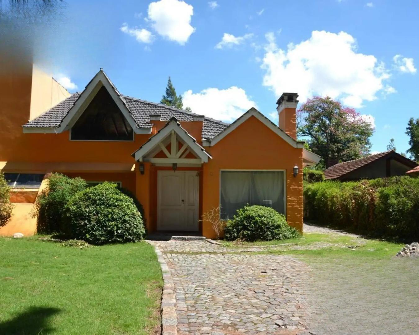 CASA 5 AMBIENTES EN VENTA EN MAPUCHE COUNTRY CLUB