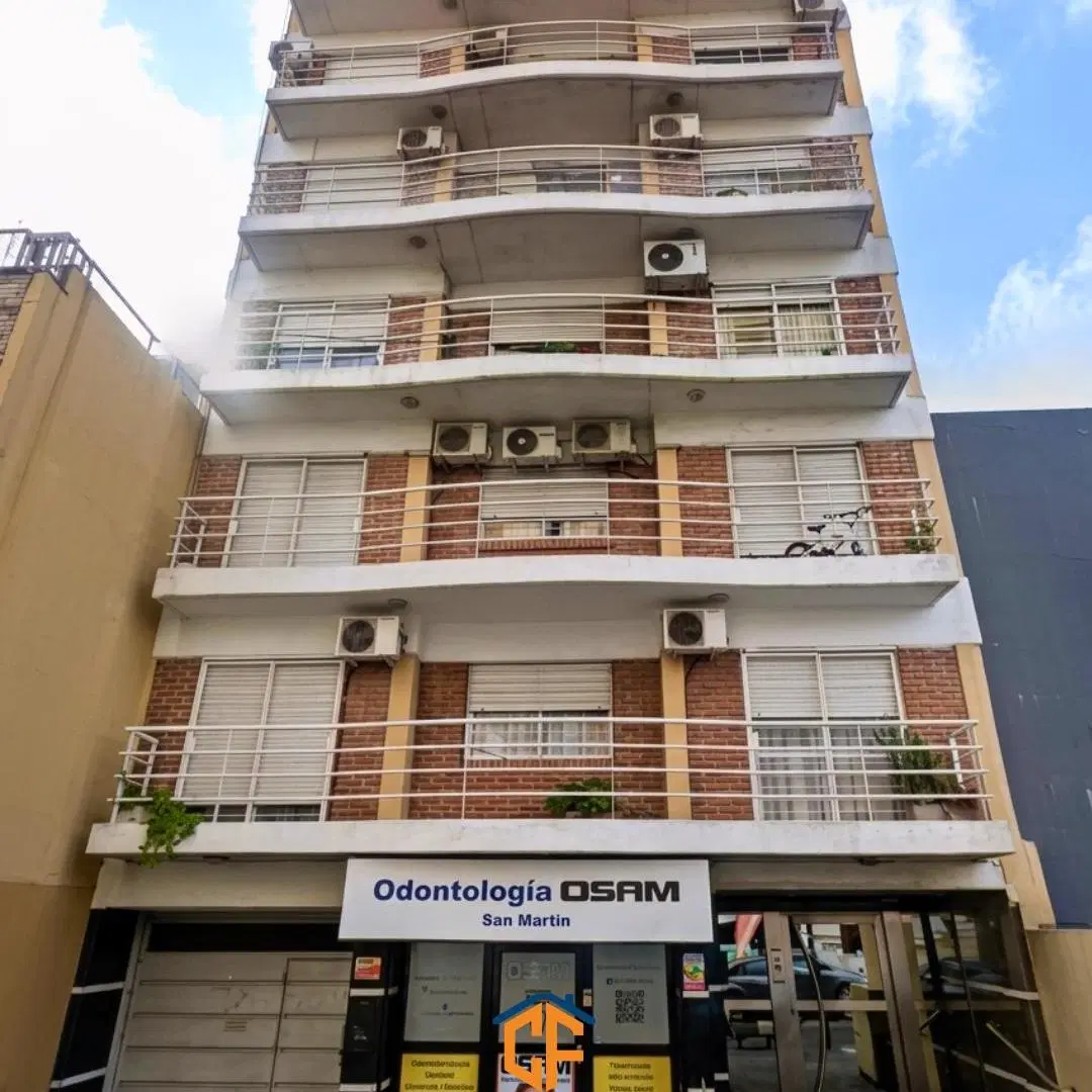 MONOAMBIENTE EN VENTA LUMINOSO EN PLENO CENTRO DE SAN MARTÍN Y APTO CRÉDITO 2