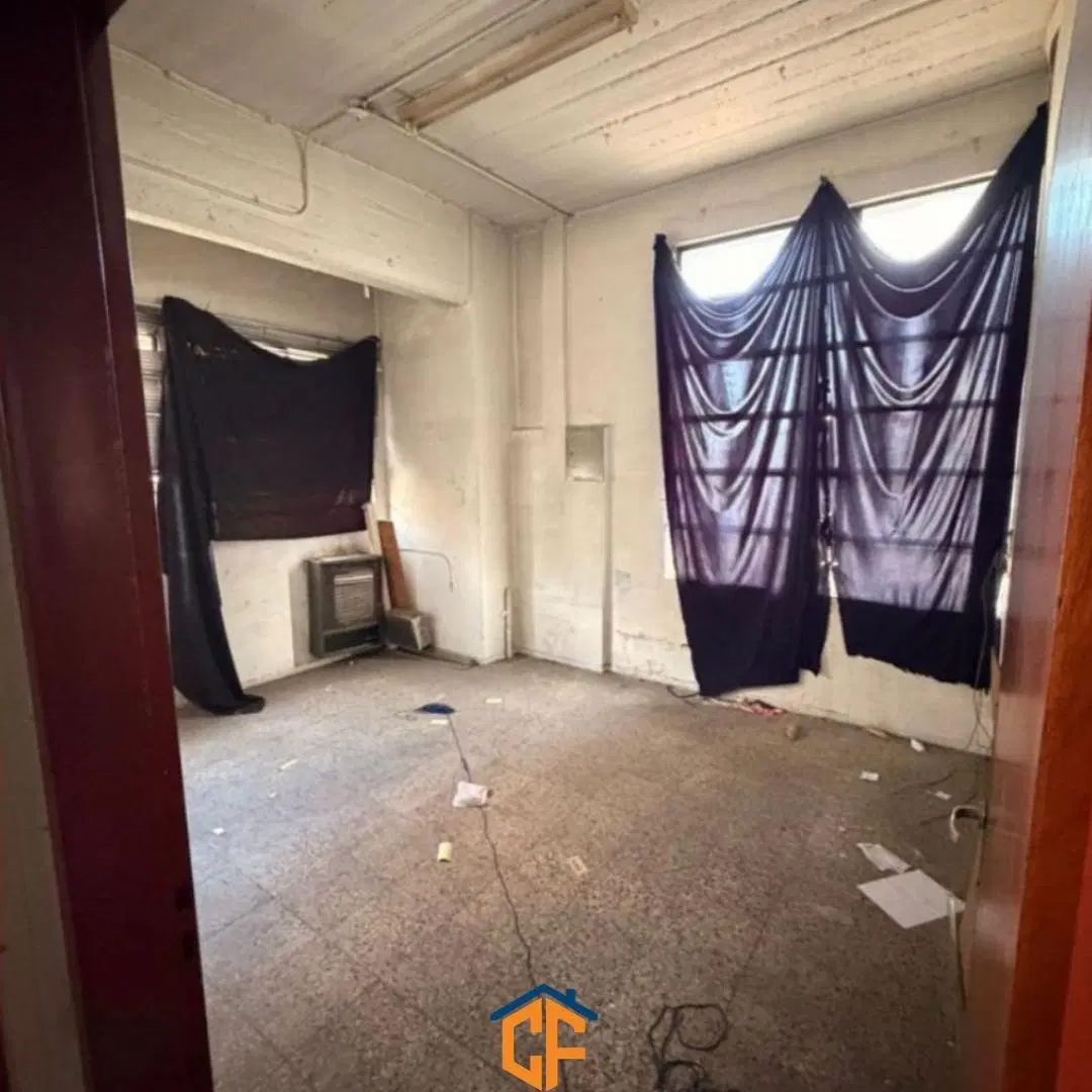 AMPLIO GALPON EN VENTA EN ZONA ESTRATEGICA DE SAN MARTIN 3