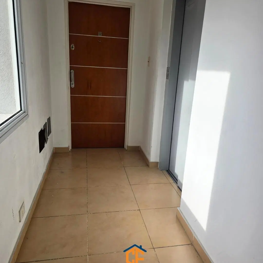 DEPARTAMENTO 2 AMBIENTES EN ALQUILER CON COCHERA EN SAN MARTIN CENTRO 8