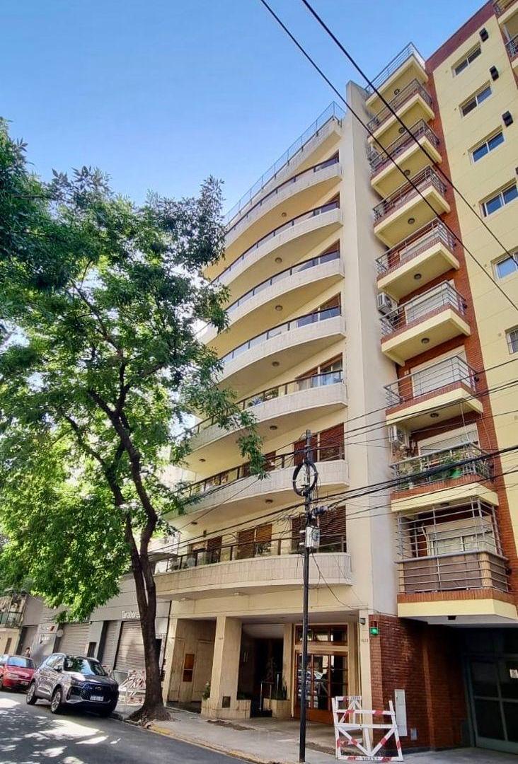 SEMIPISO de 4 Ambientes con COCHERA
