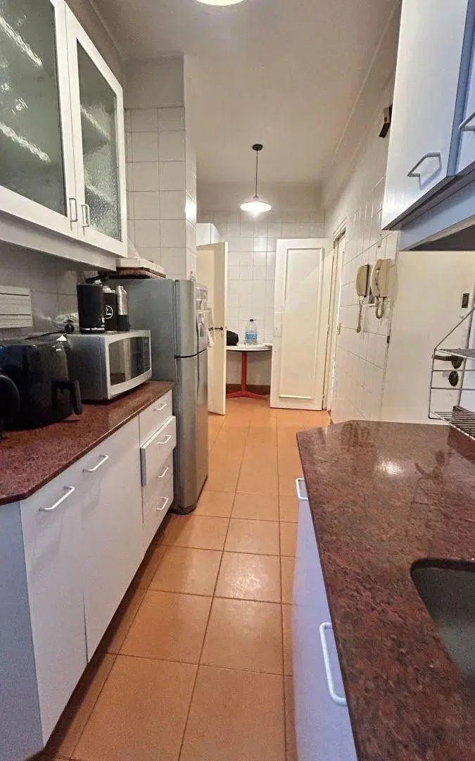 Departamento en venta, 4 ambientes con dependencia de servicio 2