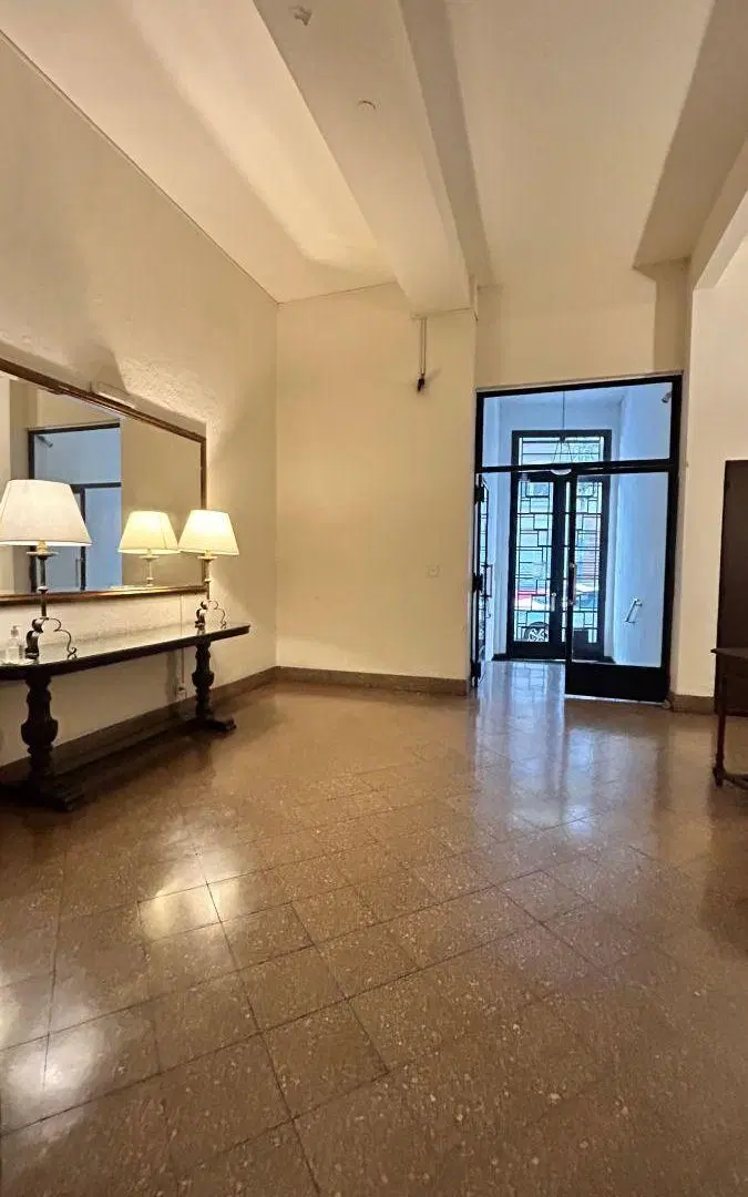 Departamento en venta, 4 ambientes con dependencia de servicio 1