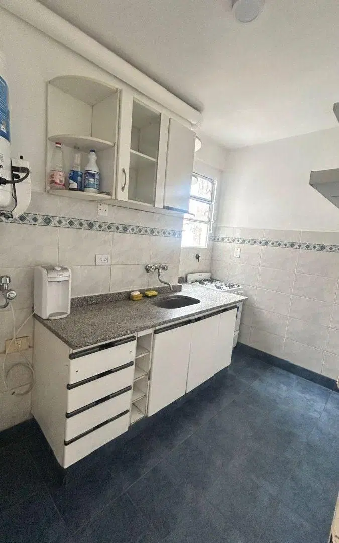 Departamento tres ambientes en alquiler San Telmo 4