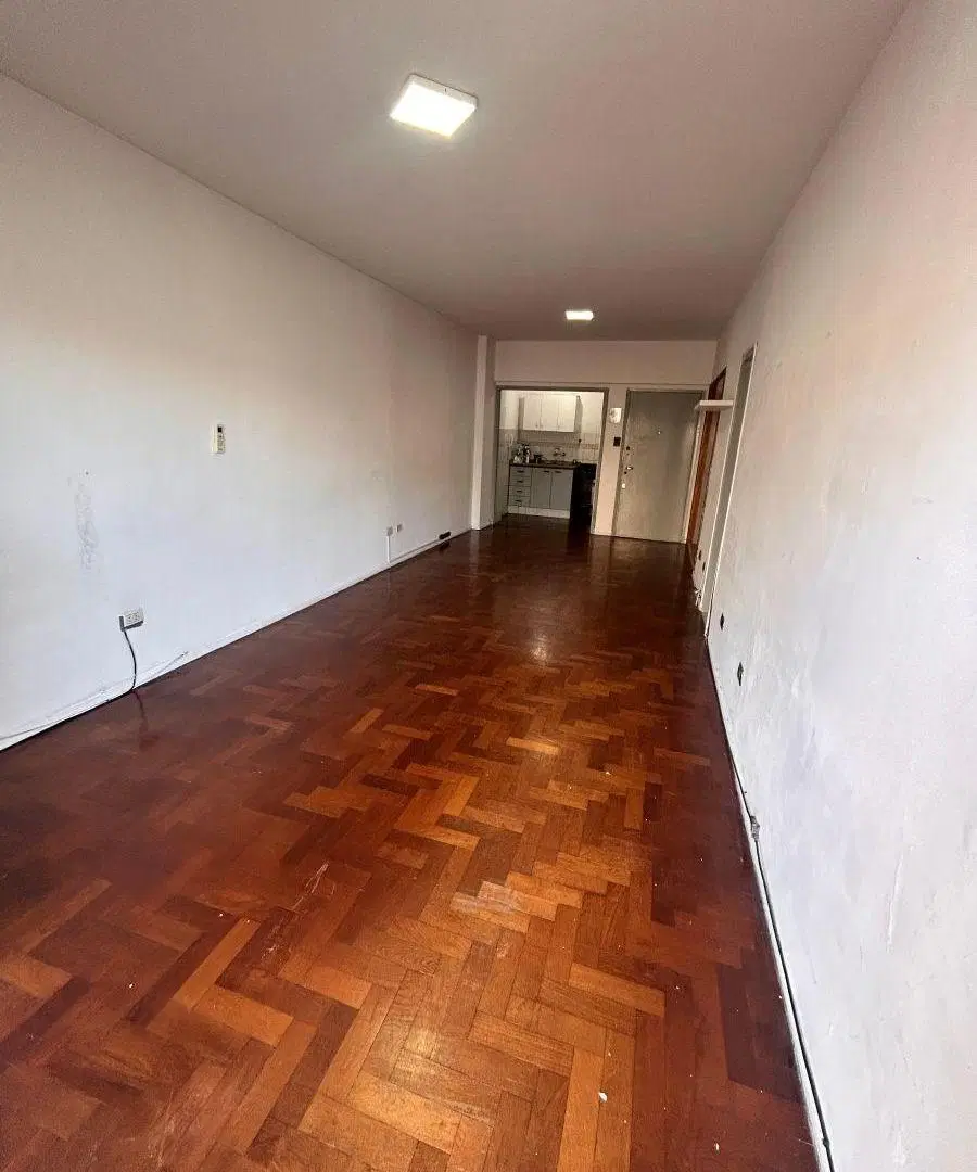 MONOAMBIENTE con BALCÓN 3