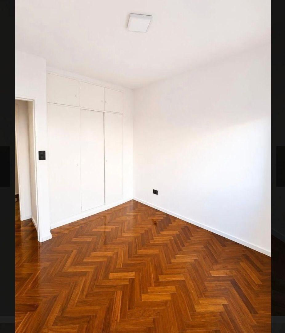 Foto de DEPARTAMENTO 2 AMBIENTES APTO PROFESIONAL (Parque Centenario), imagen 2