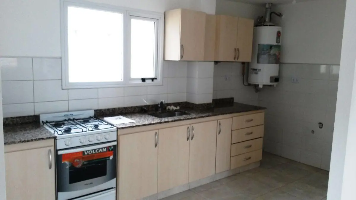 Plottier – Alquiler – Departamento – B° Pinar II 2