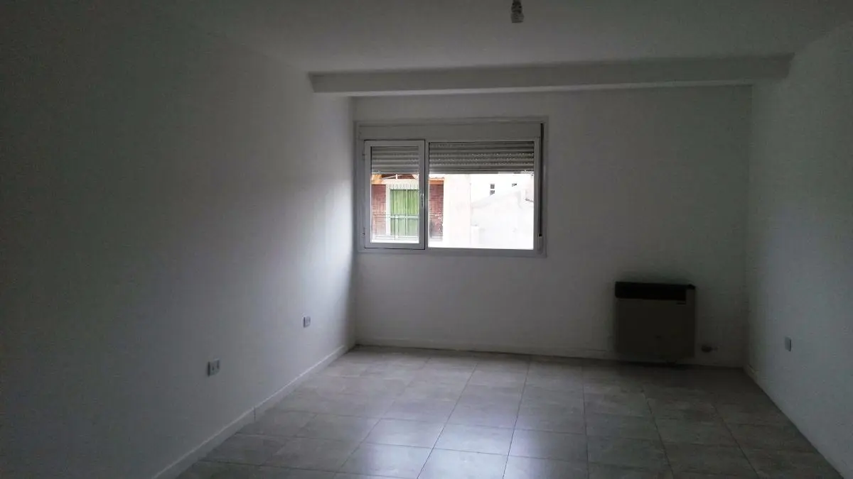 Plottier – Alquiler – Departamento – B° Pinar II 5