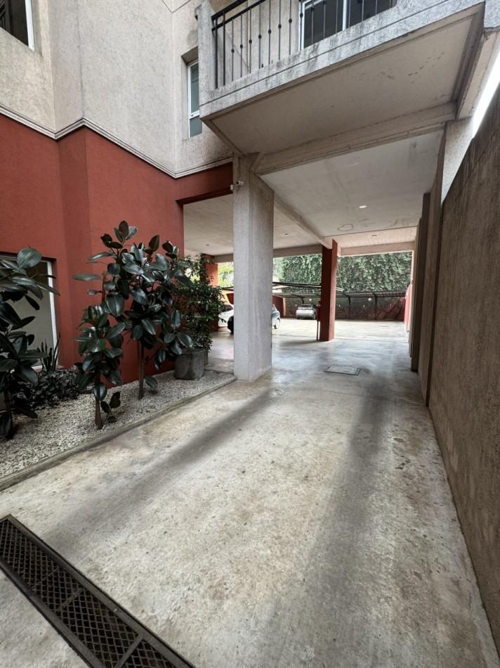 Departamento 2 Ambientes con Balcon, cochera y Baulera 3