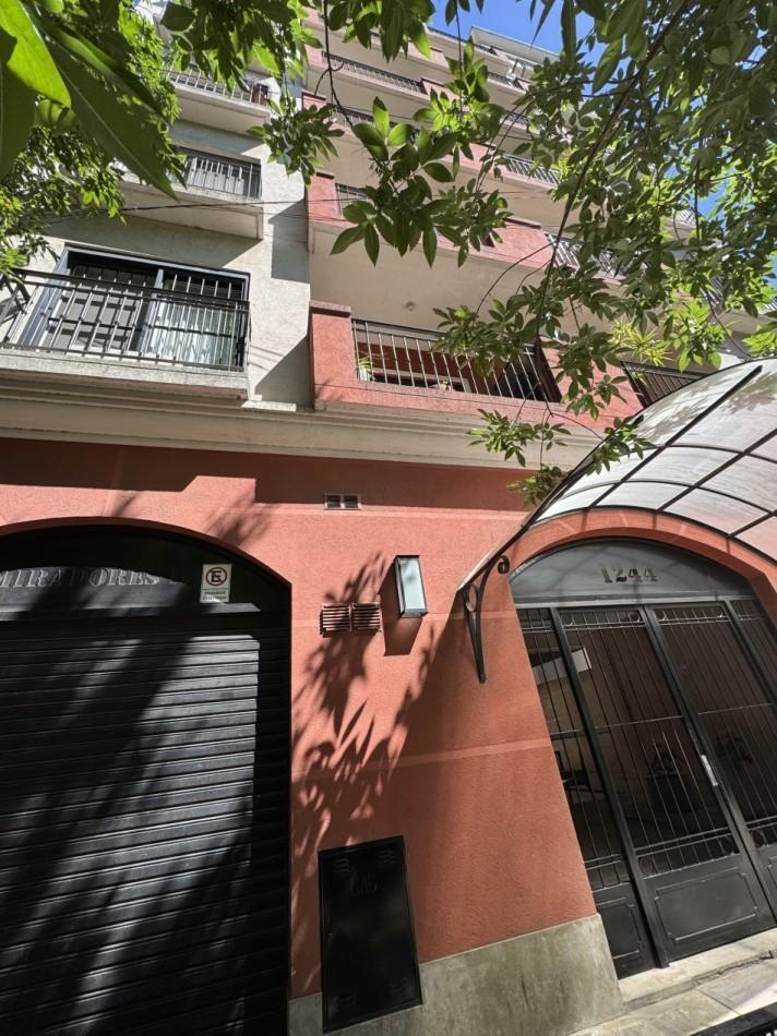 Departamento 2 Ambientes con Balcon, cochera y Baulera 4