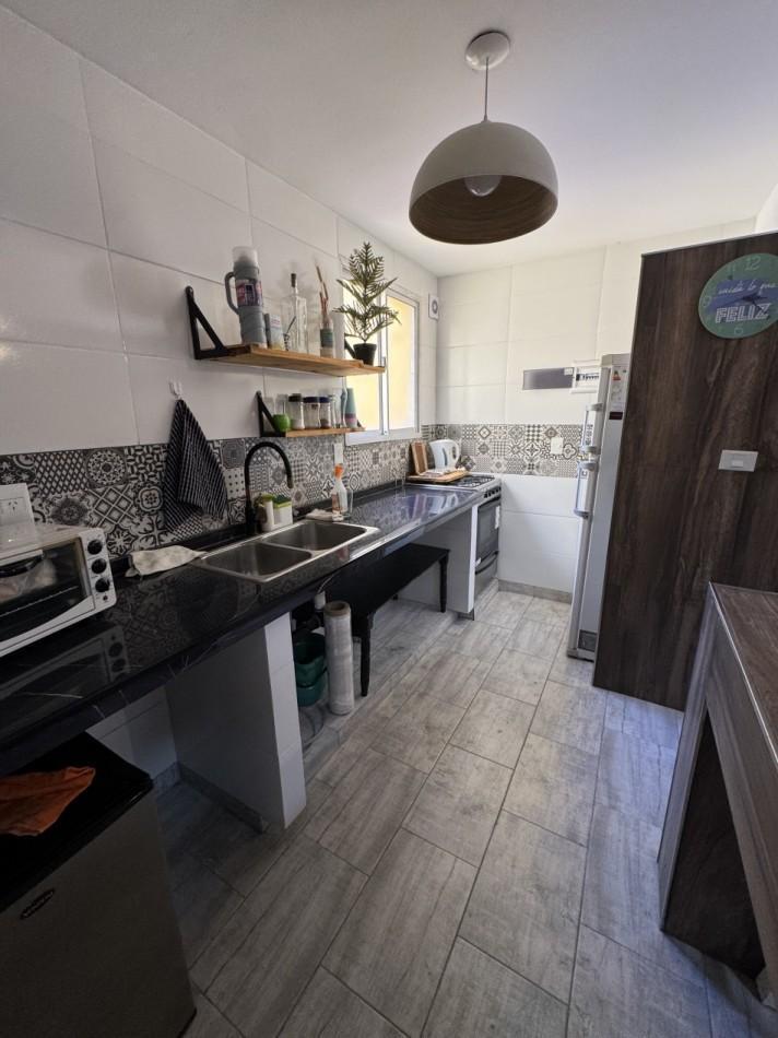 Departamento 4 Ambientes con Cochera en Planta Baja. 4