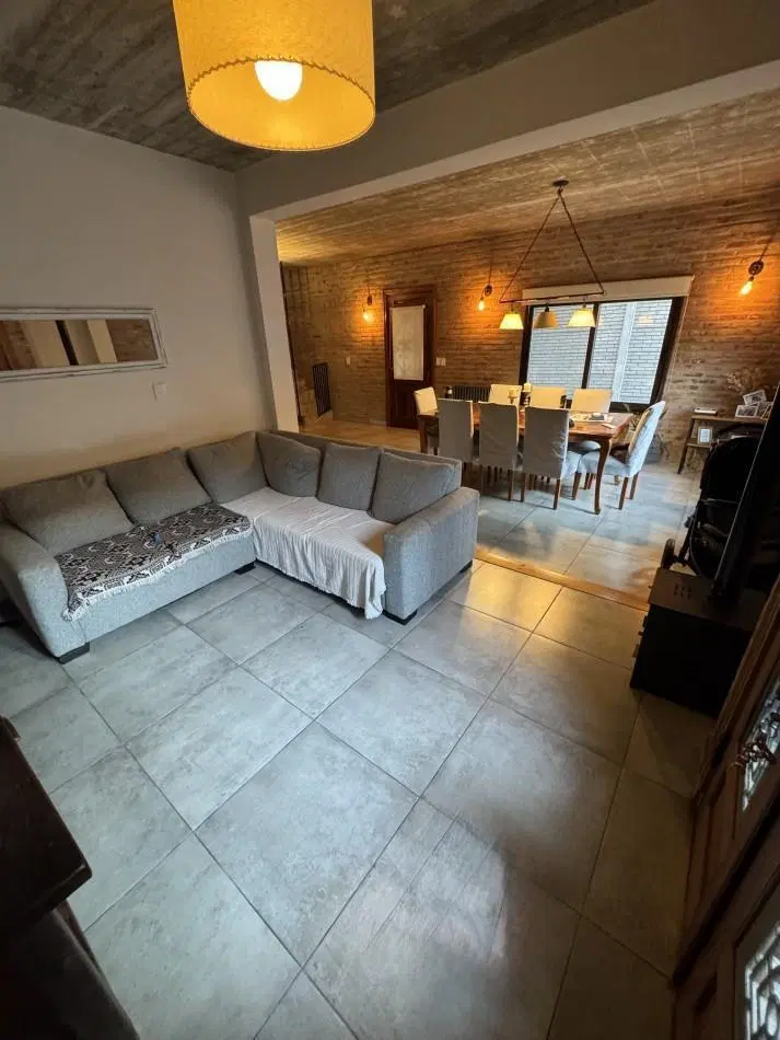 ALQUILER CASA DE 5 AMBIENTES CON GALERIA, PARRILLA Y PILETA EN BARRIO CERRADO LAS CORTADERAS 5