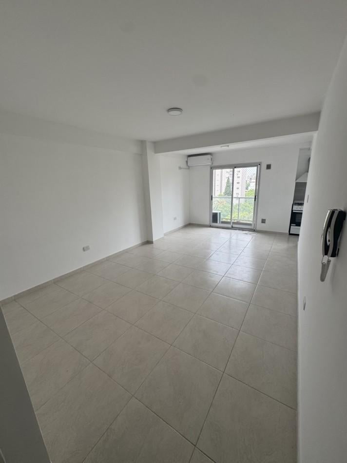 Foto de DEPARTAMENTO MONOAMBIENTE EDIFICIO ZOROBABEL I, imagen 4