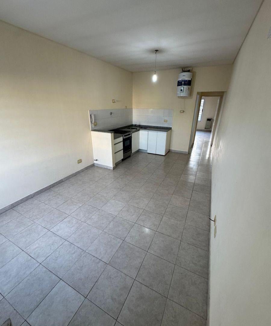 Foto de DEPARTAMENTO 2 AMBIENTES CON COCHERA, imagen 1