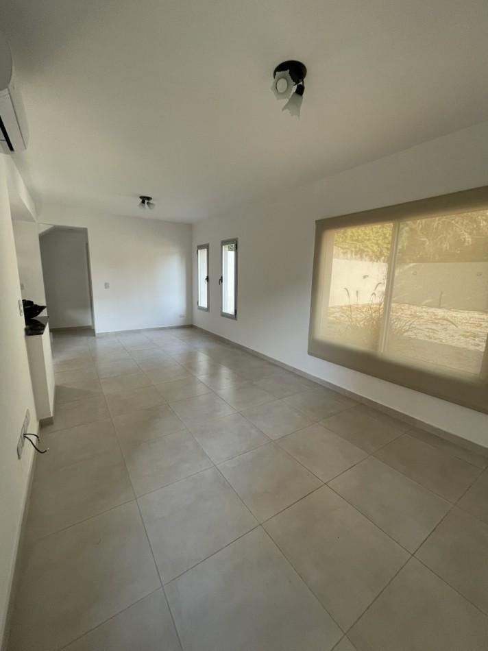 Foto de DUPLEX CON PATIO PROPIO Y PARRILLA EN COMPLEJO DE CATEGORIA, imagen 4