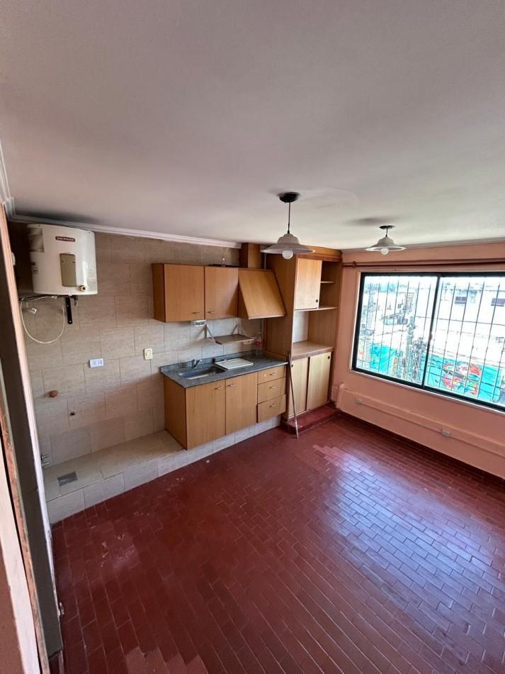 Foto de DEPARTAMENTO MONOAMBIENTE EN ALQUILER EN EL CENTRO DE JOSE C PAZ, imagen 4