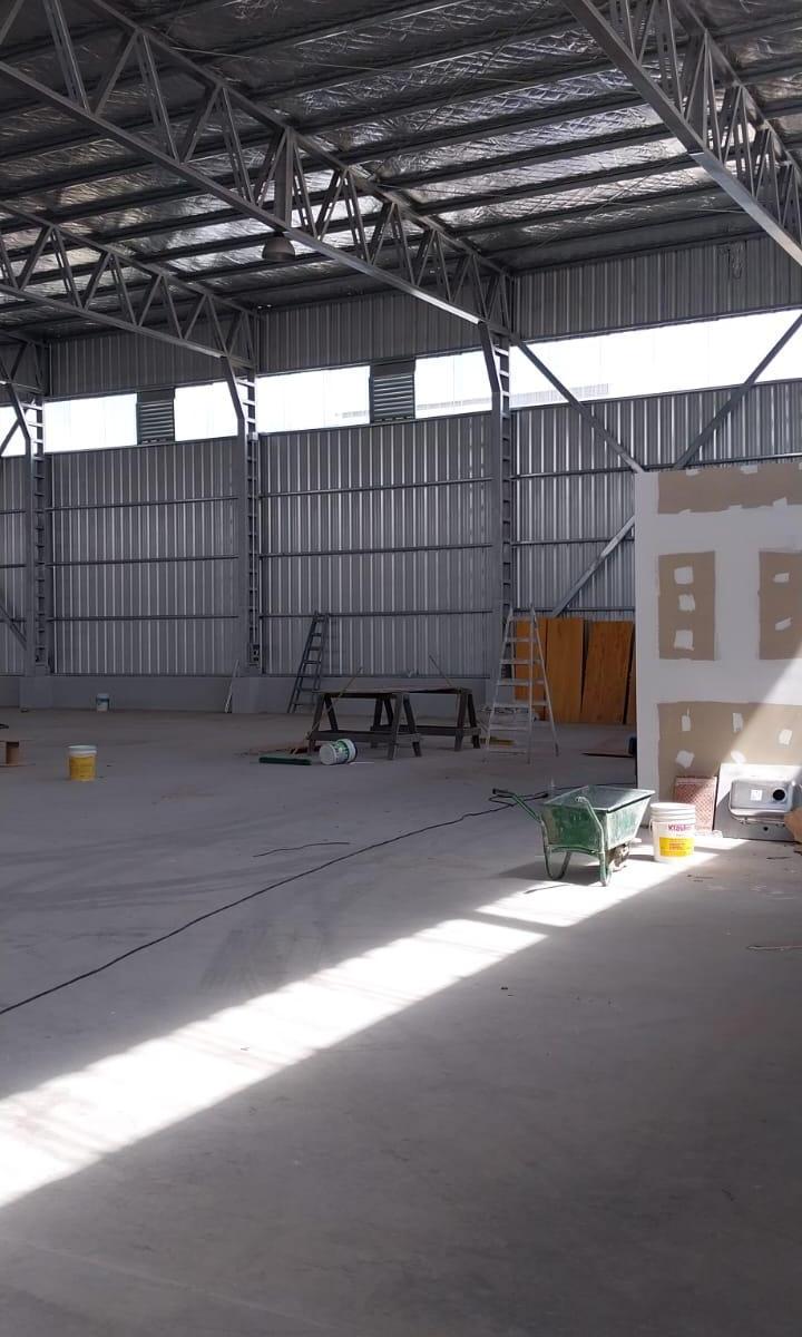 Alquiler de Galpon Industrial a Estrenar! 2070 m Contruidos en Total 2