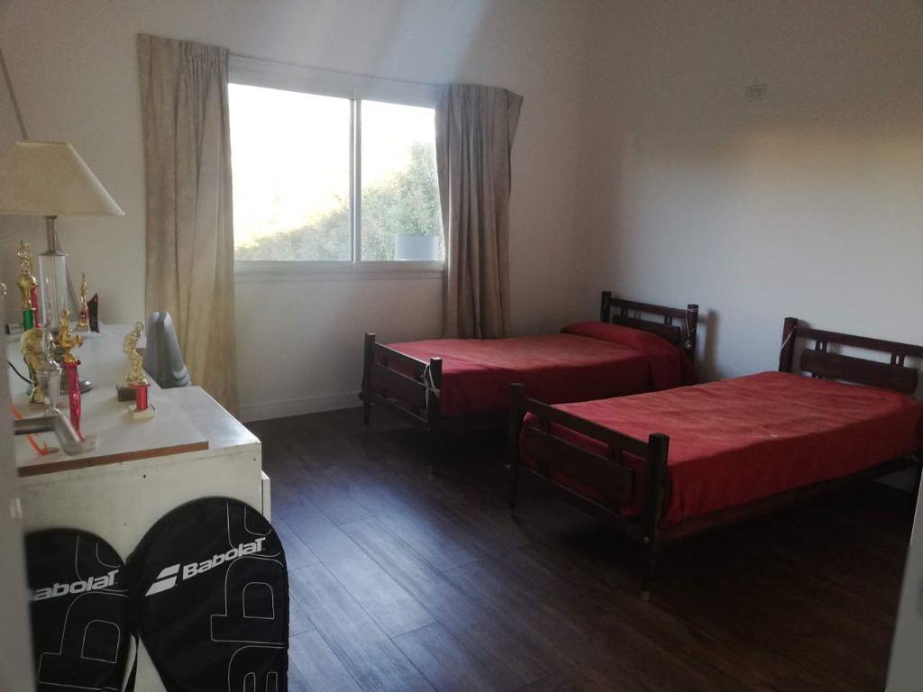 Casa de 4 Dorm. – Country La Cuesta Villa Residencial– La Calera 1
