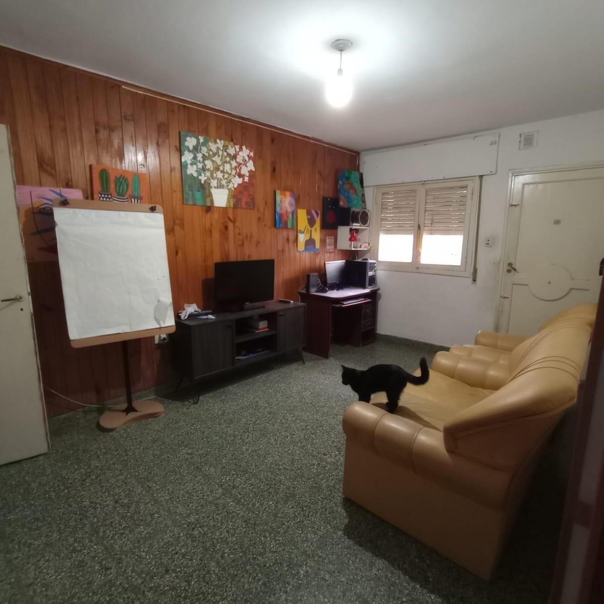 Casa 2 Dorm - B° Industrial - La Calera 2