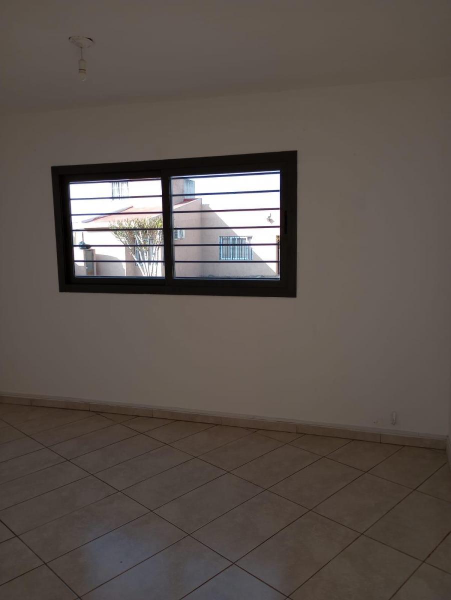Foto de PH - 2 DEPARTAMENTOS - 1 DORMITORIO C/U - B° Villa El Paraíso - La, imagen 4