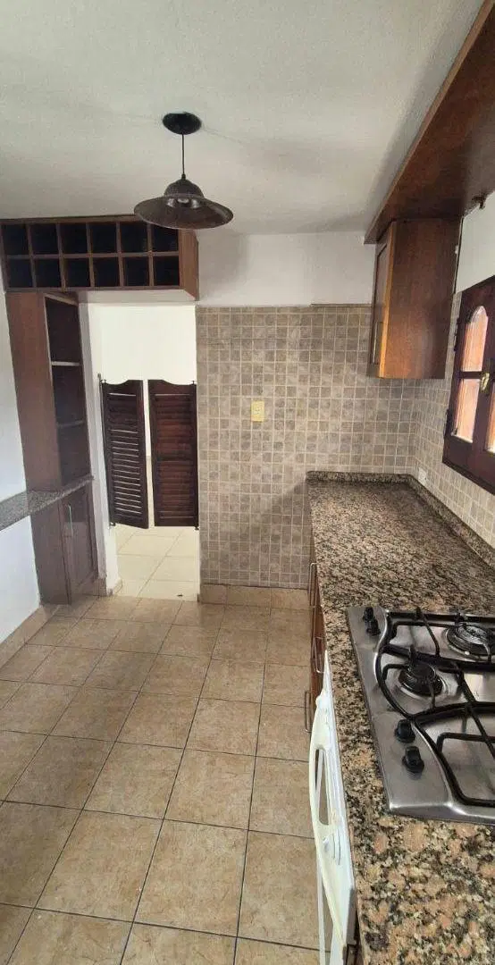 CASA EN VENTA 3 DORMITORIOS, LA CALERA, STOECKLIN 2