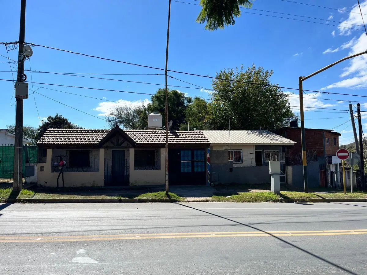DOS PROPIEDADES EN VENTA - B° STOECKLIN - LA CALERA 3