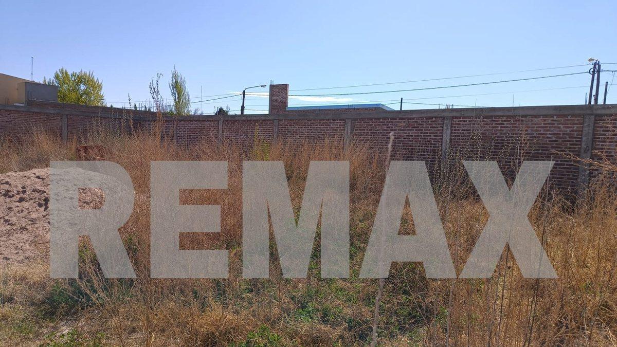 Se Vende Terreno Cerrado B° Venecia, Plottier 4