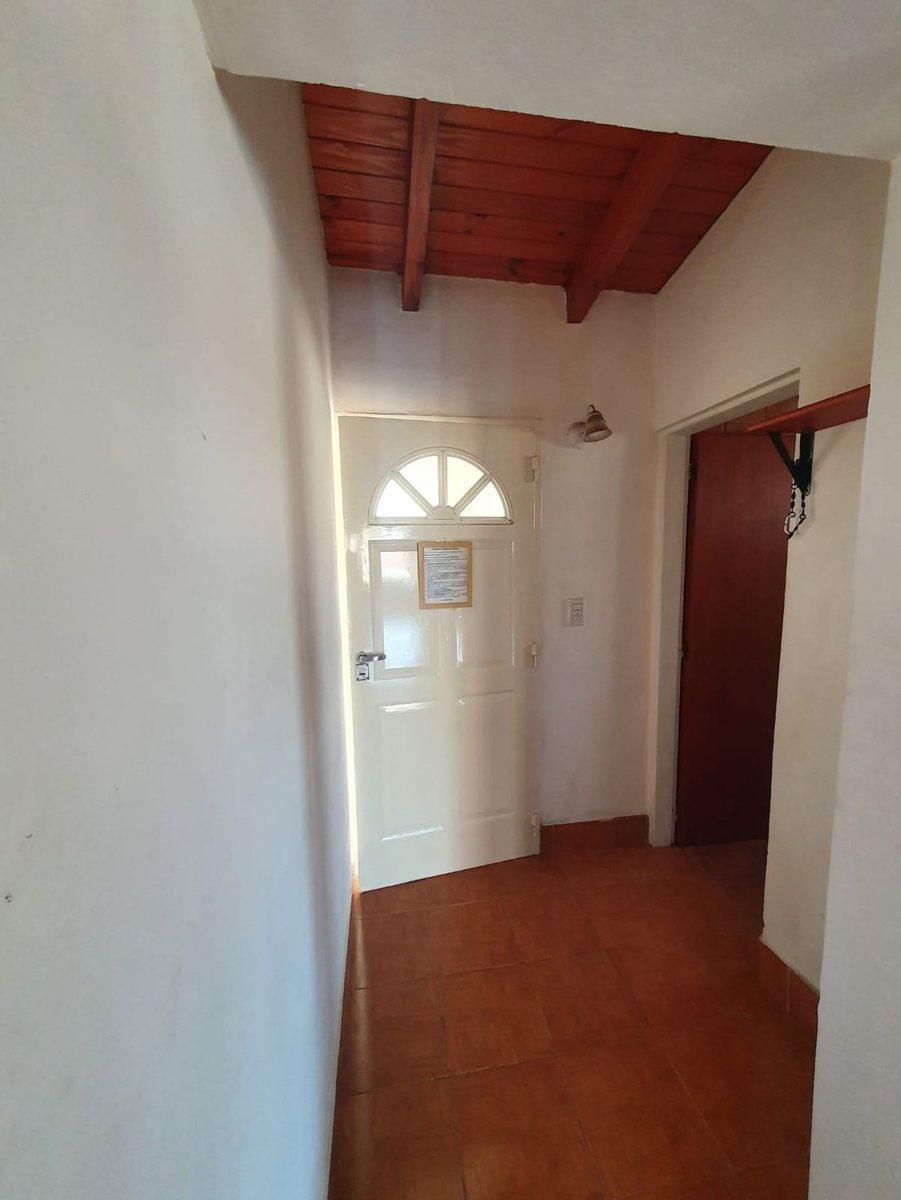 Casa + Departamentos + Locales, Centro de Plottier 4