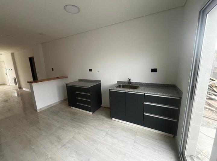 VENTA DUPLEX 3 DORMITORIOS B°LA CASONA ll PLOTTIER 5